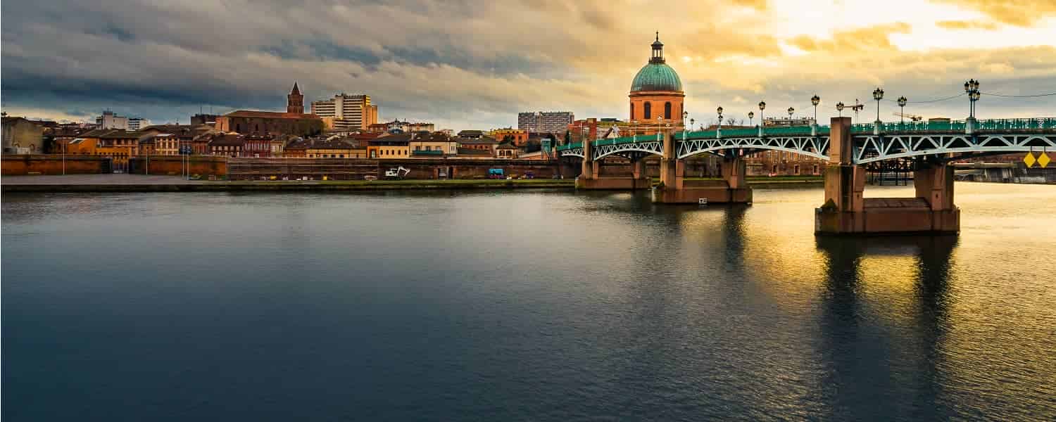 Toulouse Private Jet Charter