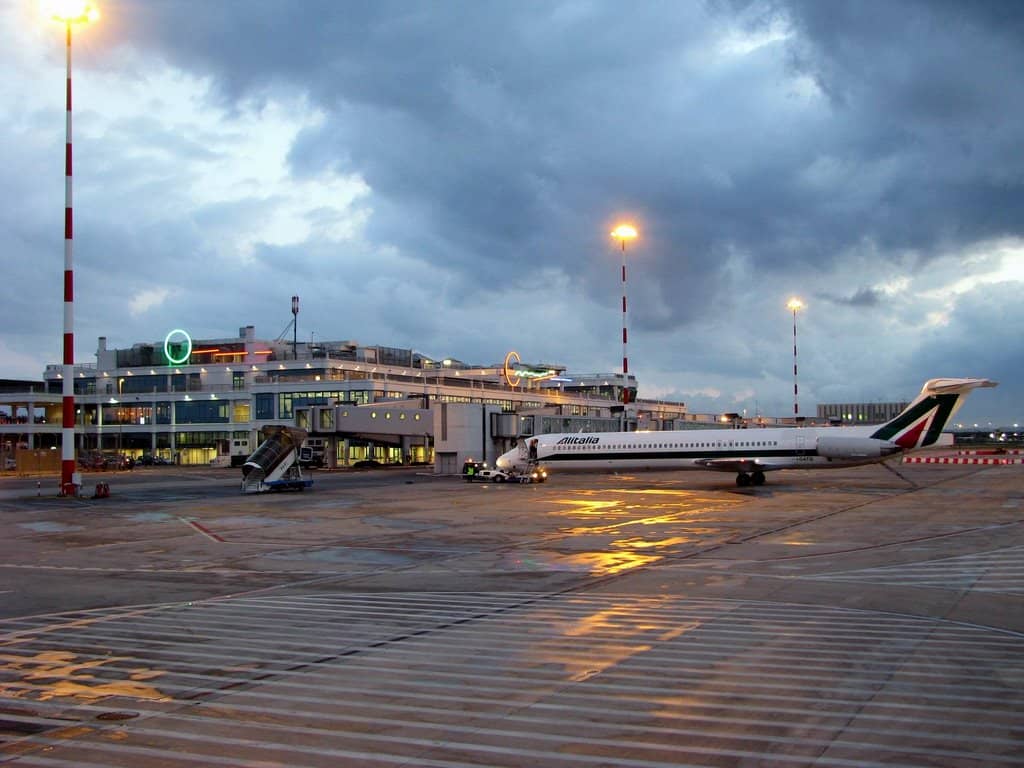 Bari Private Jet Charters Services